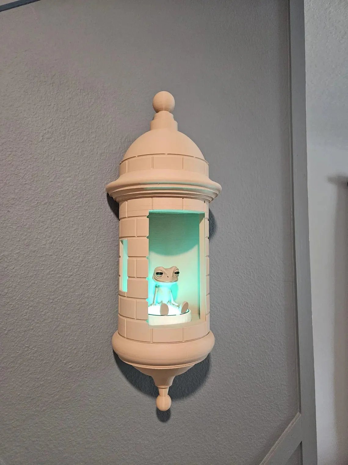Puerto Rican Garita Wall Coqui Lamp